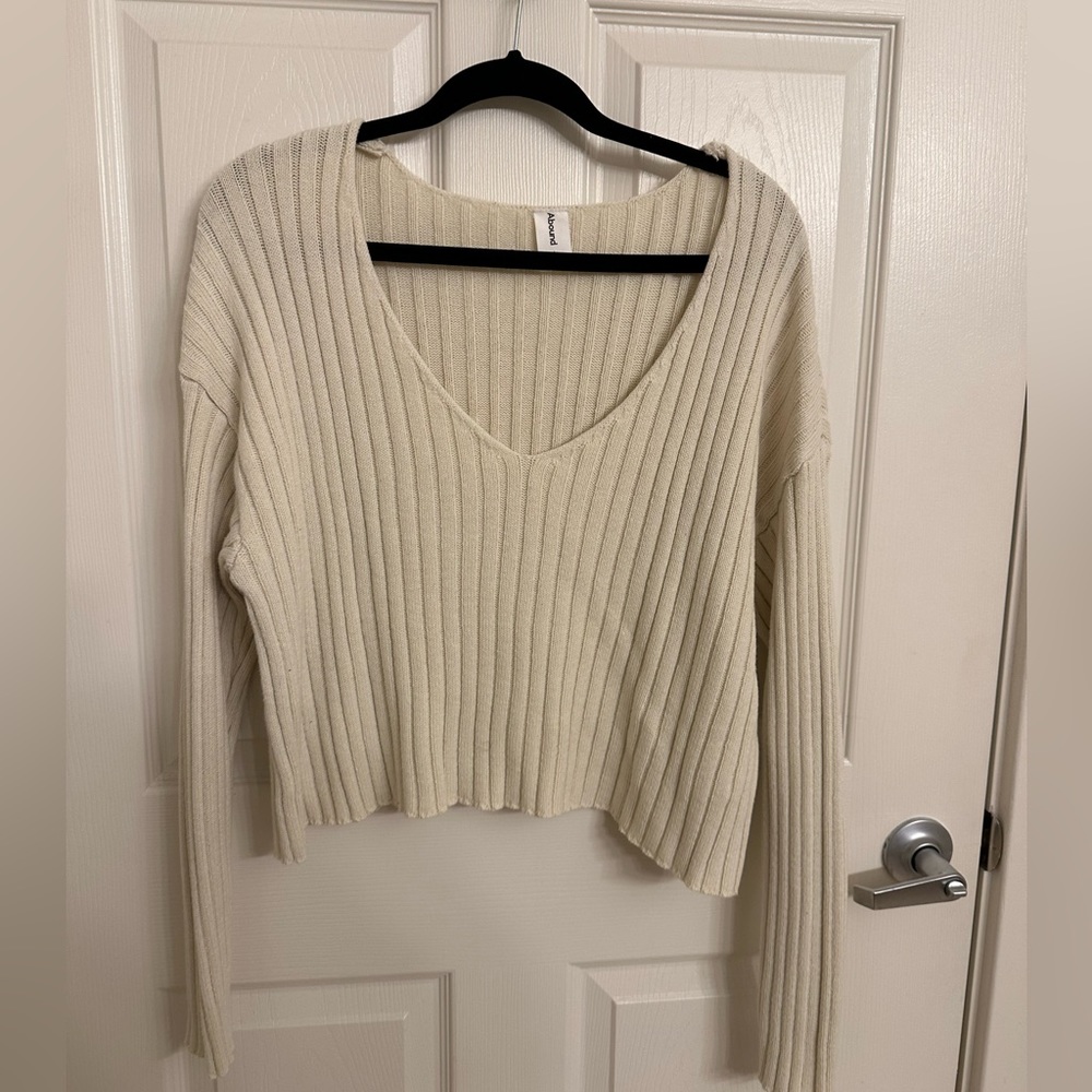 Abound ivory cropped knit sweater